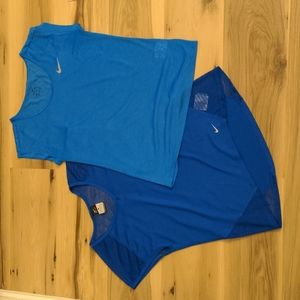 EUC Two Nike Workout Tops Small